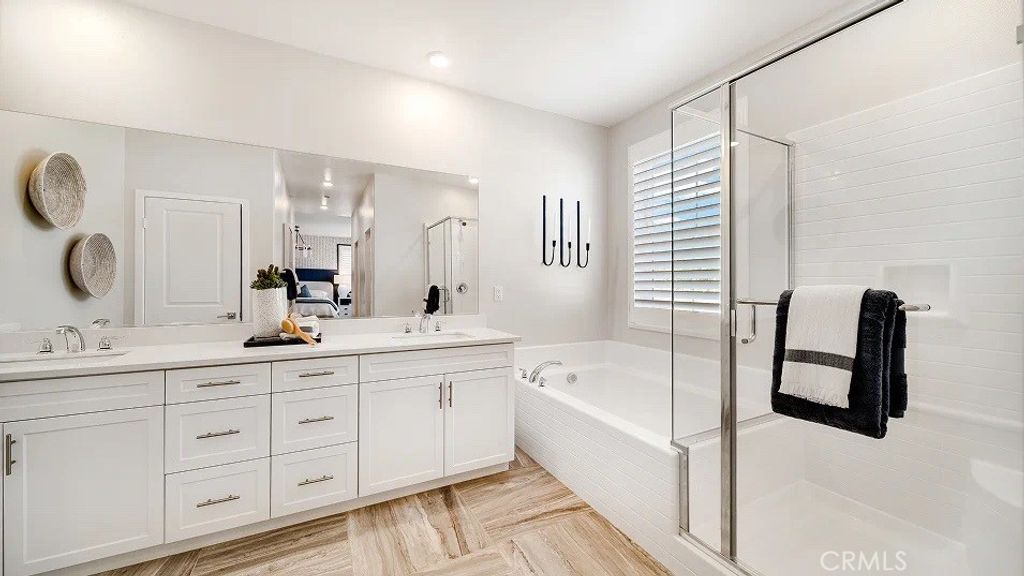 Image 18 of property listing at 3256 Floral Paseo, Ontario, CA 91761