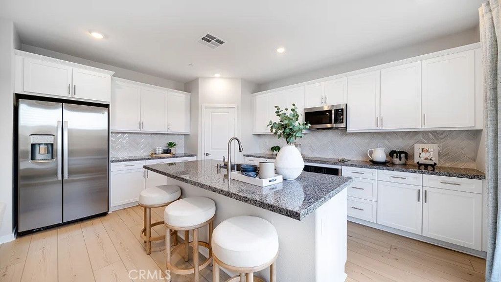 Image 2 of property listing at 3256 Floral Paseo, Ontario, CA 91761