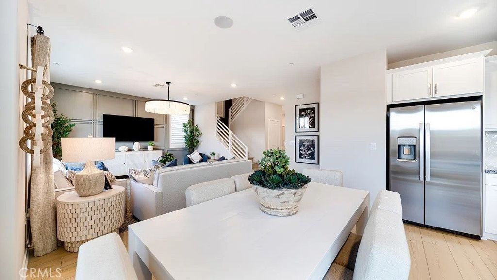 Image 4 of property listing at 3256 Floral Paseo, Ontario, CA 91761
