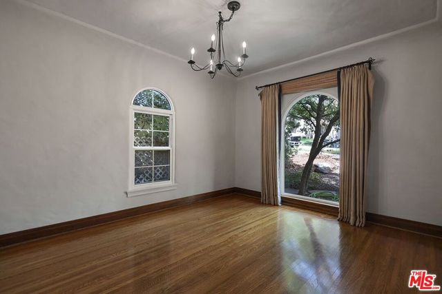 1229 Geneva Street, Glendale, CA 91207