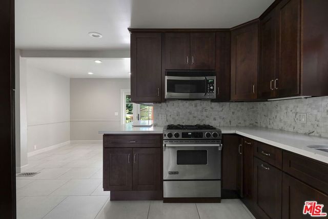 1229 Geneva Street, Glendale, CA 91207