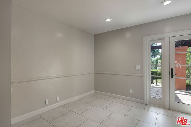 1229 Geneva Street, Glendale, CA 91207