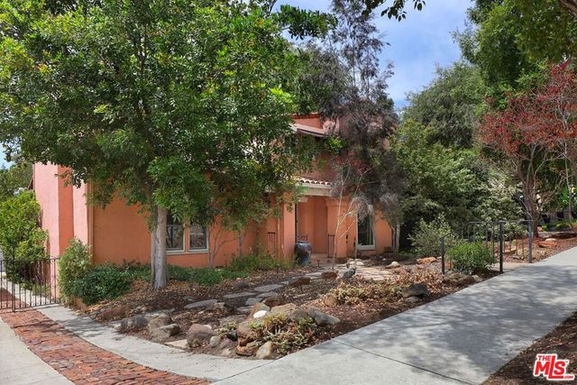 1229 Geneva Street, Glendale, CA 91207