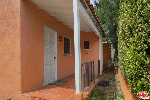 1229 Geneva Street, Glendale, CA 91207