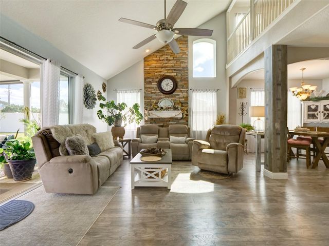 1450 MERION DRIVE, Mount Dora, FL 32757