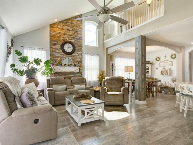 1450 MERION DRIVE, Mount Dora, FL 32757