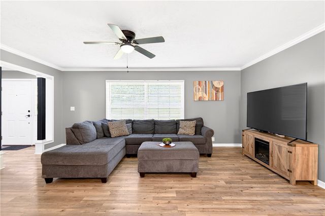 312 Shivler Rd, Raccoon Twp, PA 15050