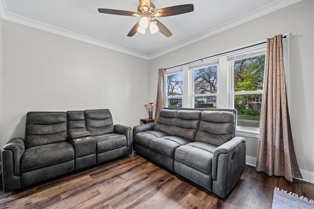 153 S 13th Avenue, Maywood, IL 60153