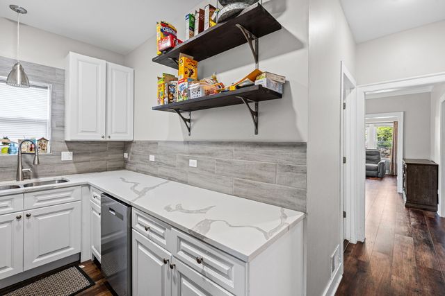 153 S 13th Avenue, Maywood, IL 60153