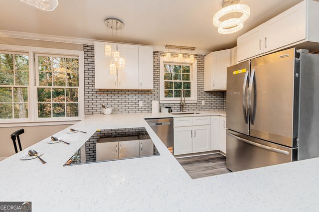 2916 Southshore Drive, Macon, GA 31204