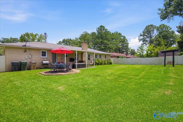 1305 Cloverdale Avenue SW, Decatur, AL 35601