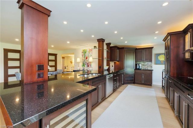 108 Wilderness DR 233, Naples, FL 34105