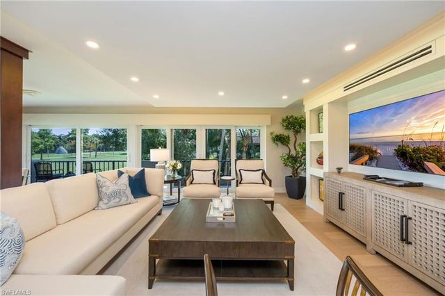108 Wilderness DR 233, Naples, FL 34105