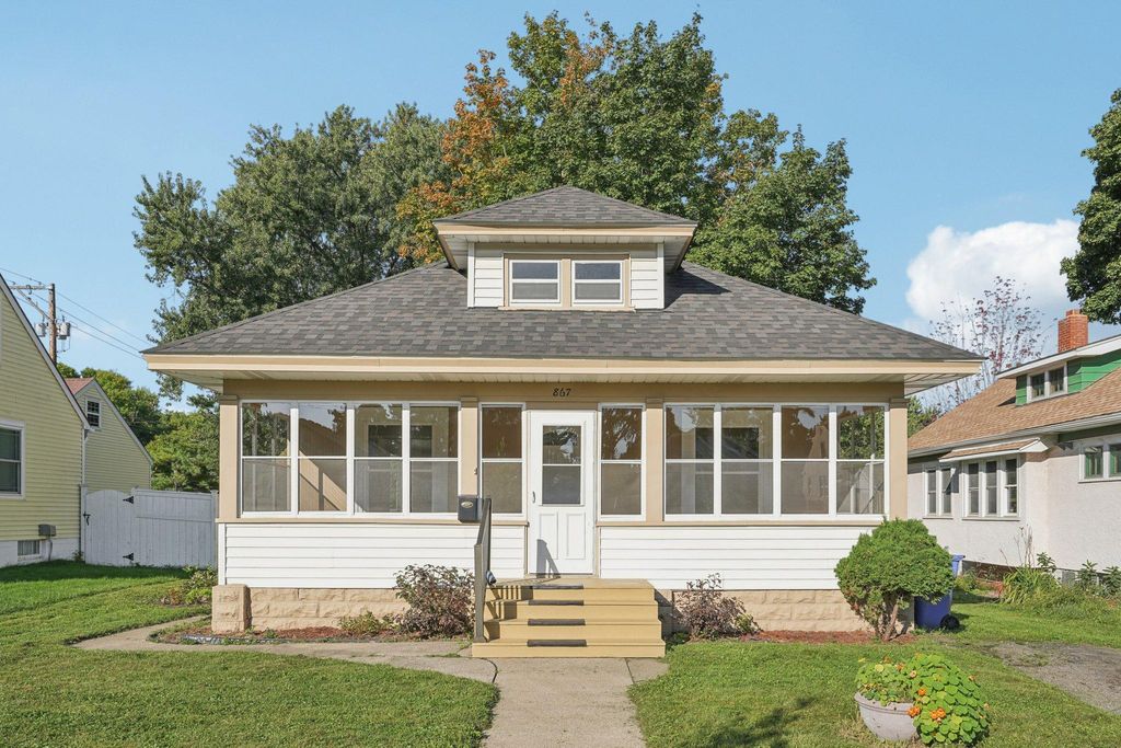 867 Winslow Avenue, Saint Paul, MN 55107