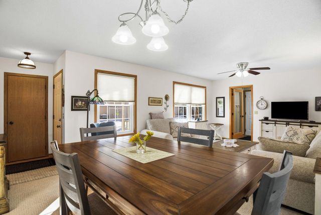 114 Carmel Avenue W 15, West Saint Paul, MN 55118