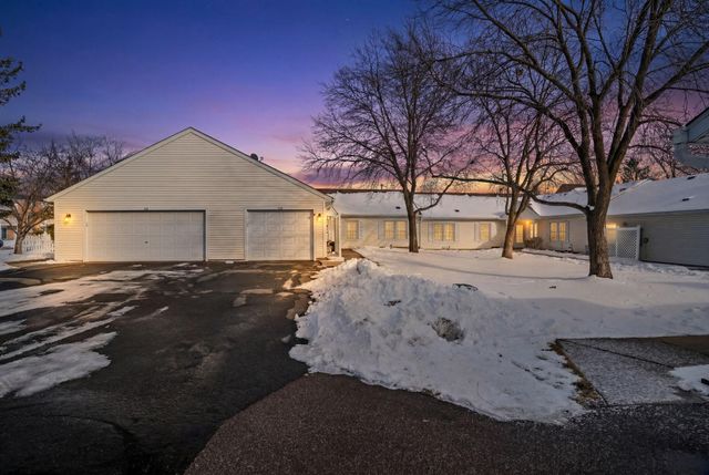 114 Carmel Avenue W 15, West Saint Paul, MN 55118