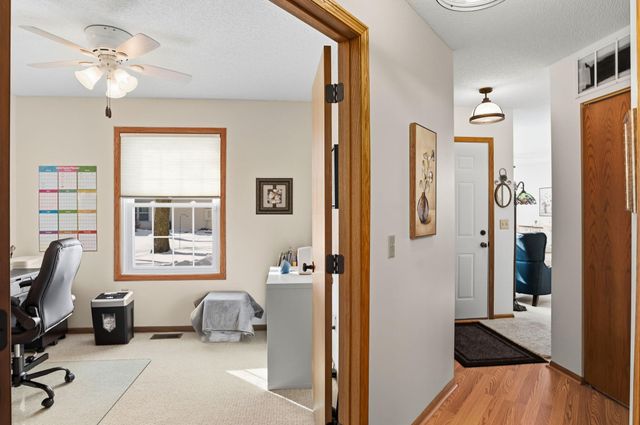 114 Carmel Avenue W 15, West Saint Paul, MN 55118