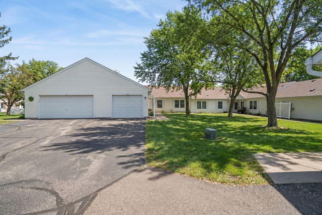 114 Carmel Avenue W 15, West Saint Paul, MN 55118