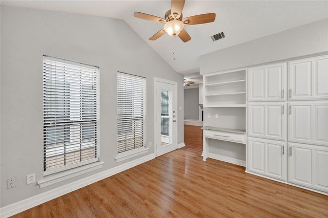 605 Meadowcrest Drive, Highland Village, TX 75077