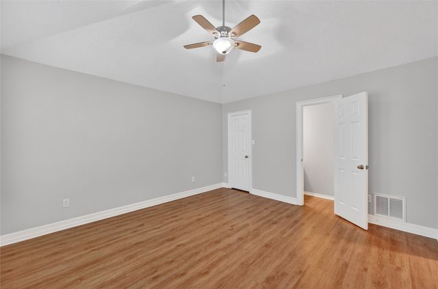 605 Meadowcrest Drive, Highland Village, TX 75077