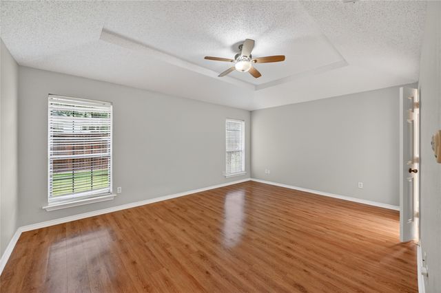 605 Meadowcrest Drive, Highland Village, TX 75077