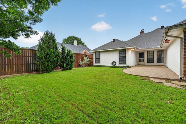 605 Meadowcrest Drive, Highland Village, TX 75077