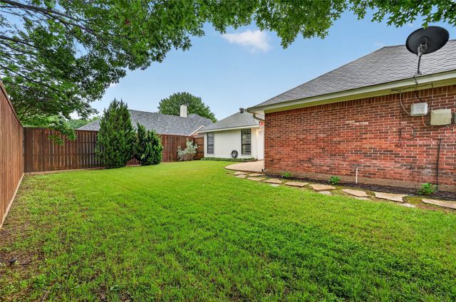 605 Meadowcrest Drive, Highland Village, TX 75077