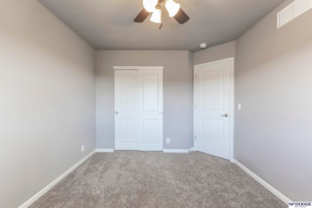17570 Grand Avenue, Omaha, NE 68116