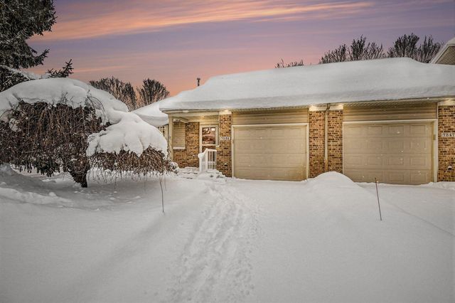 7551 Navajo Valley Drive SW, Byron Center, MI 49315