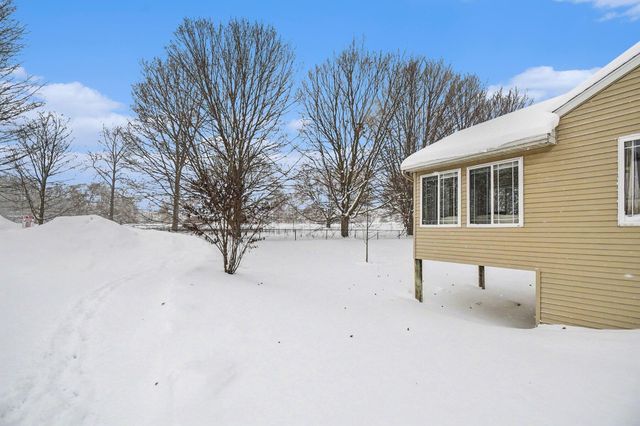 7551 Navajo Valley Drive SW, Byron Center, MI 49315