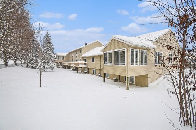 7551 Navajo Valley Drive SW, Byron Center, MI 49315