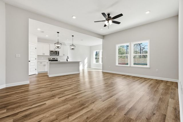 2805 Blackbird Court, Crestview, FL 32539