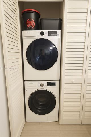 15530 SW 80th St C-301, Miami, FL 33193