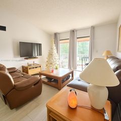 15530 SW 80th St C-301, Miami, FL 33193