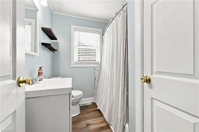 110 New Street S, Liberty, NC 27298