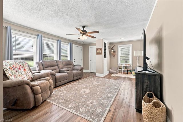 110 New Street S, Liberty, NC 27298