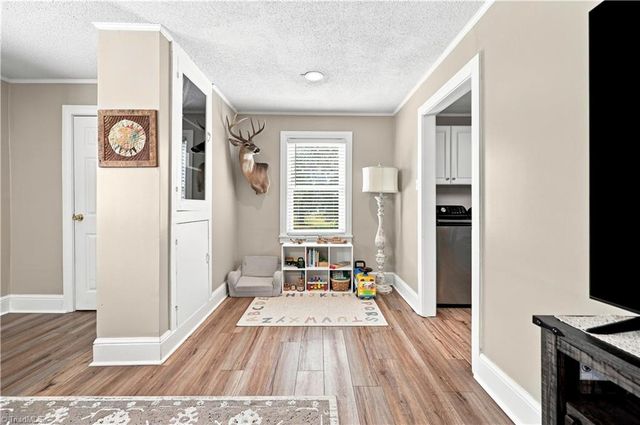 110 New Street S, Liberty, NC 27298