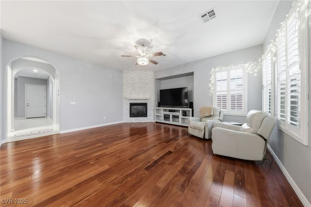 11353 Corsica Mist Avenue, Las Vegas, NV 89135