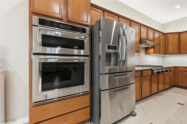 11353 Corsica Mist Avenue, Las Vegas, NV 89135