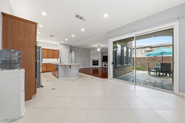 11353 Corsica Mist Avenue, Las Vegas, NV 89135