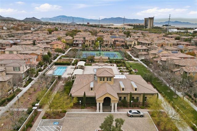 11353 Corsica Mist Avenue, Las Vegas, NV 89135