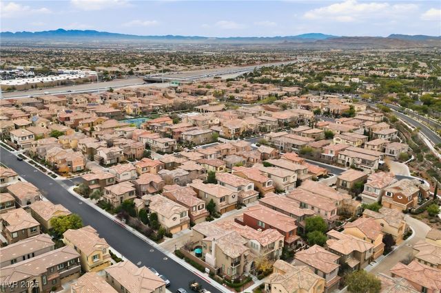 11353 Corsica Mist Avenue, Las Vegas, NV 89135