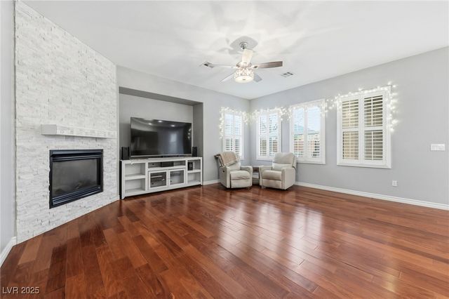 11353 Corsica Mist Avenue, Las Vegas, NV 89135