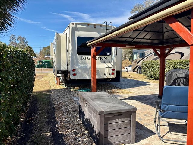 3047 NE 102ND AVENUE ROAD, Silver Springs, FL 34488