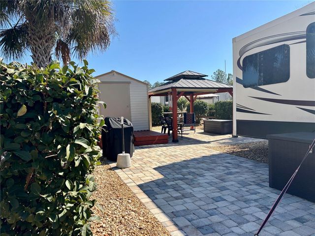 3047 NE 102ND AVENUE ROAD, Silver Springs, FL 34488