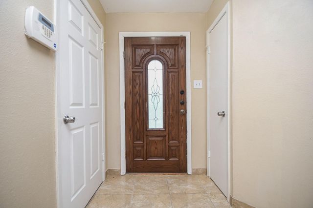 13115 Pebblewalk Circle S, Houston, TX 77041