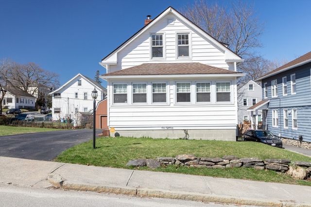118 Dana Ave, Worcester, MA 01604