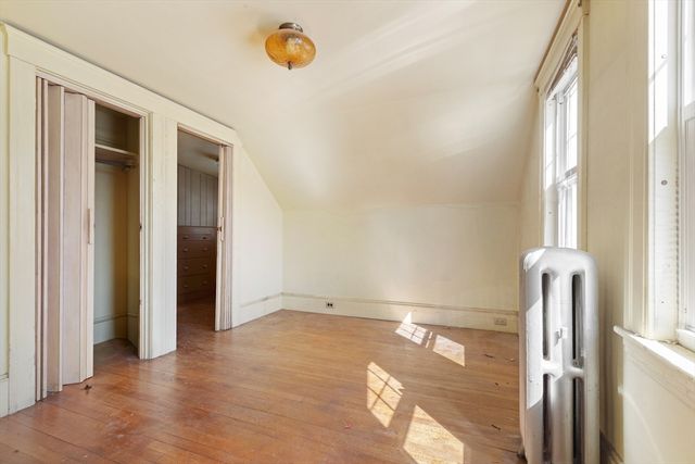 118 Dana Ave, Worcester, MA 01604