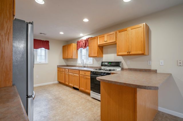 55 Sweet Hill Road, Plaistow, NH 03865