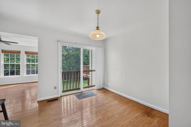 15044 GAFFNEY CIR, Gainesville, VA 20155